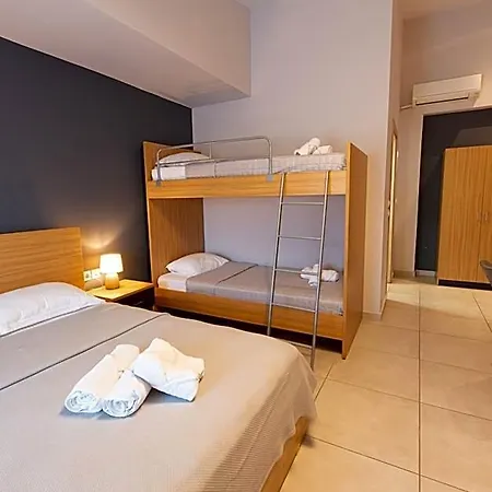 Hotel Cynthia 3*